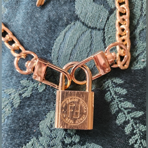 FENDI Accessories - FENDI LOCK /KEY NECKLACE